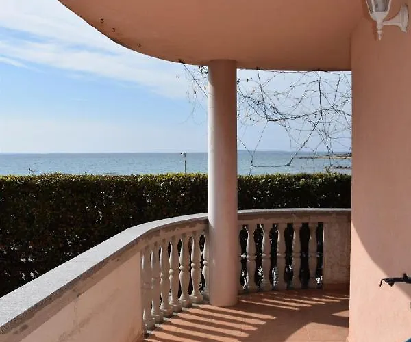 Apartman Blanusa A *