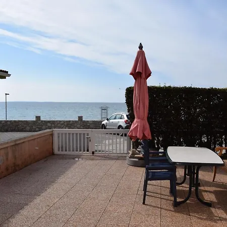 Apartament Blanusa A Povljana