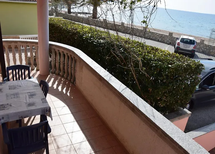 Apartment Blanusa A *